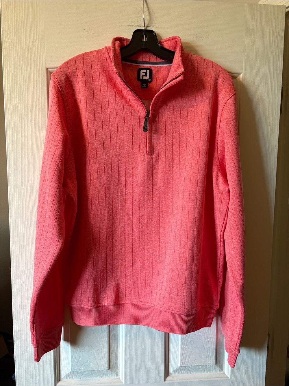 Footjoy Men’s Heathered Pink Long Sleeved Quarter Zip Sweatshirt size M